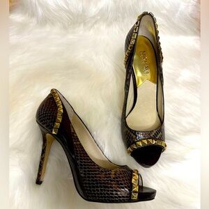 MICHAEL KORS Snakeskin Peep Toe Pumps with studs, 7.5 M, EUC